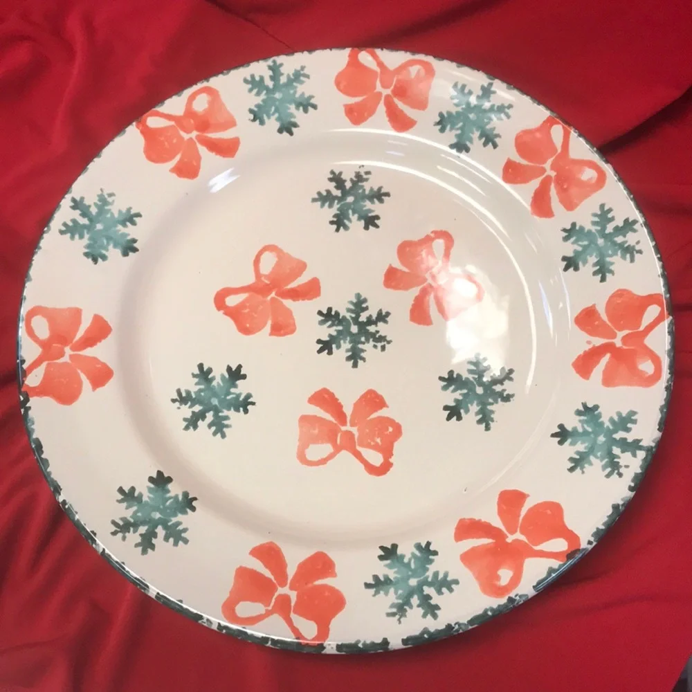 Vintage Italian hand-painted Christmas Bows‎ & Snowflakes Plate